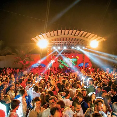 #074 Casa Dos Arcos By Holidays 아파트