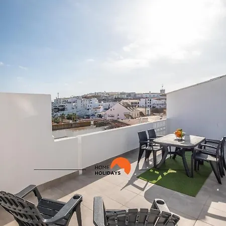 #074 Casa Dos Arcos By Holidays شقة